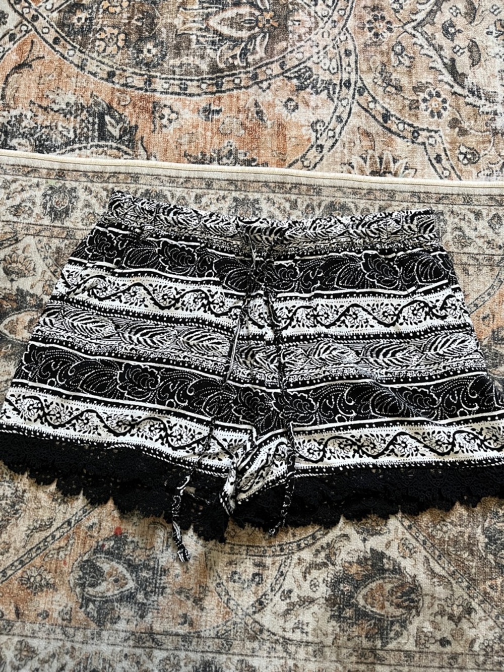 Casual shorts with pockets
